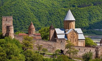 Ananuri Fortress
