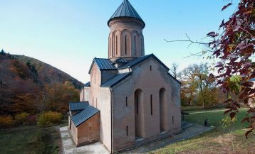 Kintsvisi Monastery